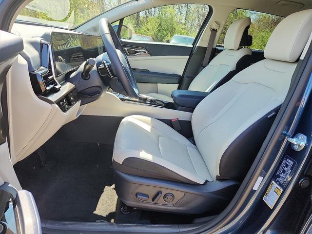 used 2025 Kia Sportage Hybrid car, priced at $32,113