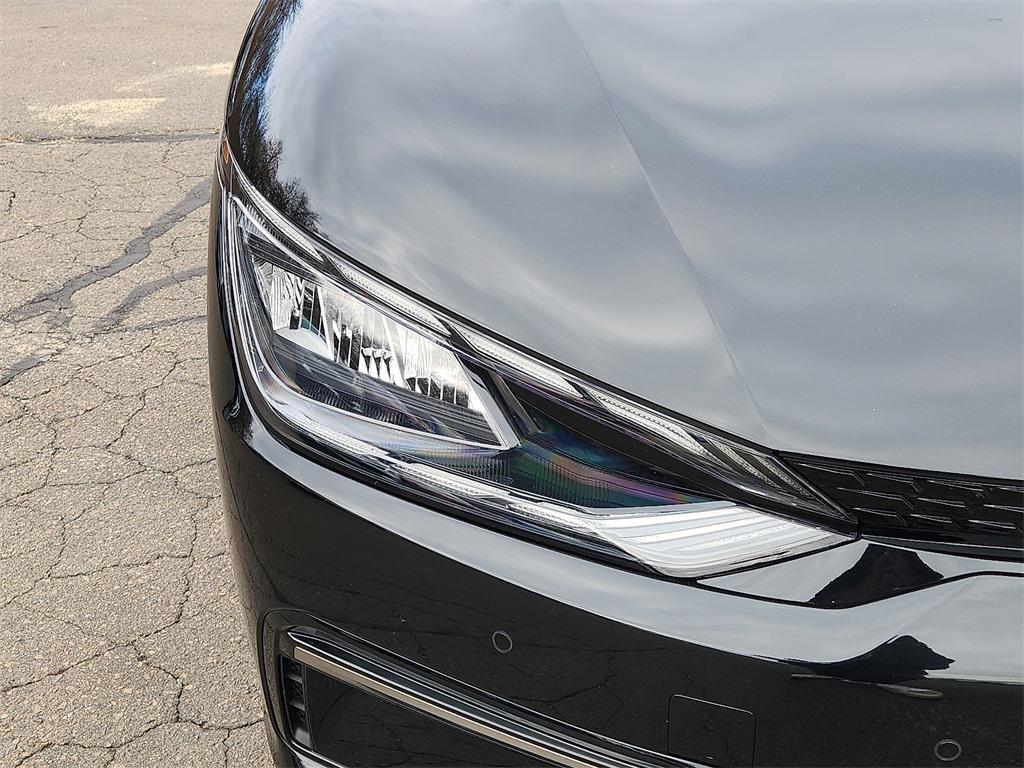 used 2024 Kia EV6 car, priced at $30,790