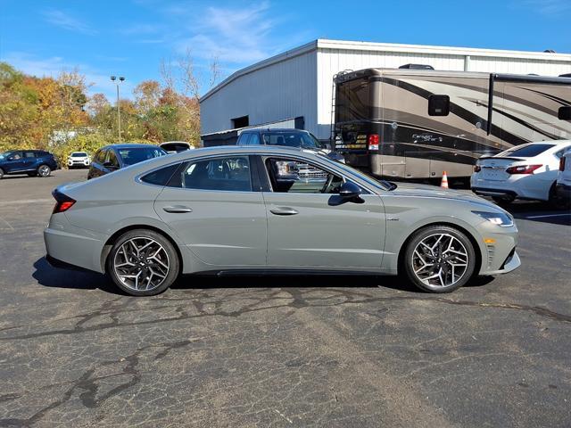 used 2022 Hyundai Sonata car, priced at $23,792