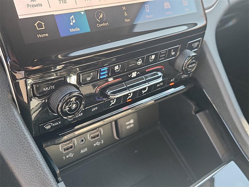 used 2023 Jeep Grand Cherokee L car, priced at $30,499