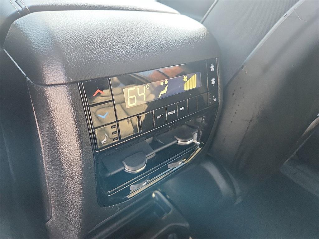 used 2023 Jeep Grand Cherokee L car, priced at $30,499