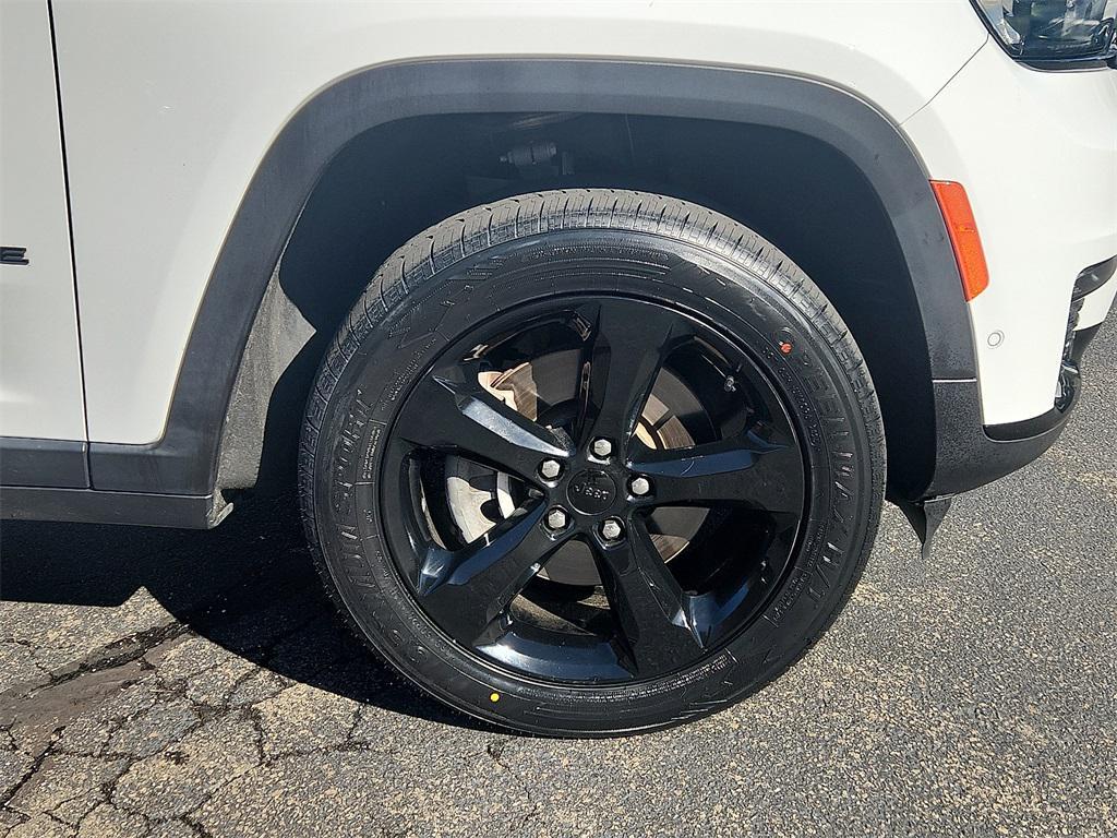 used 2023 Jeep Grand Cherokee L car, priced at $30,499