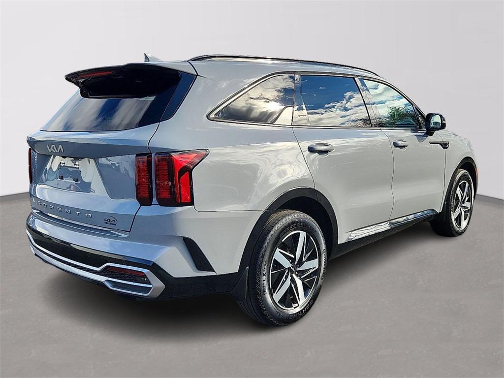 used 2022 Kia Sorento car, priced at $27,884