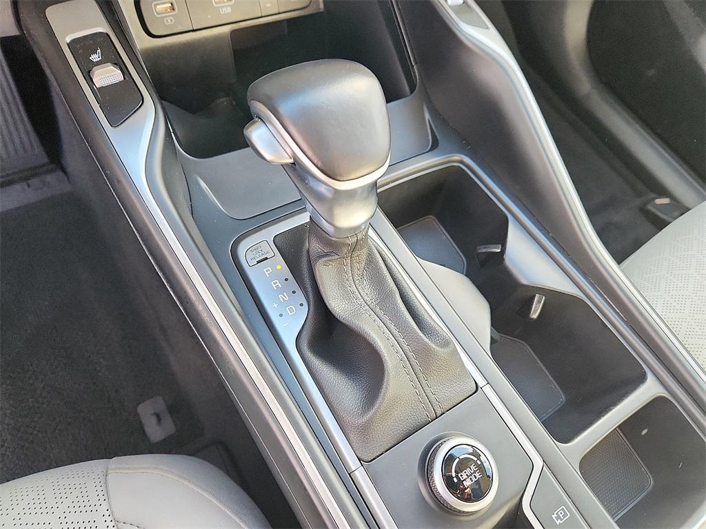 used 2022 Kia Sorento car, priced at $27,884