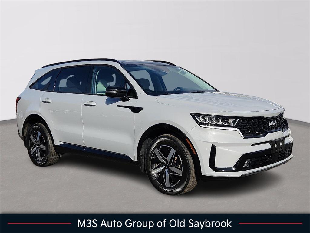used 2022 Kia Sorento car, priced at $27,884