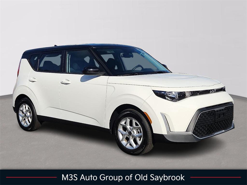 used 2025 Kia Soul car, priced at $20,917