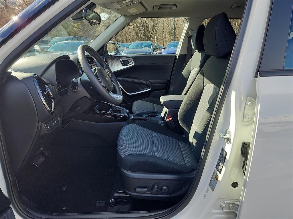 used 2025 Kia Soul car, priced at $20,917