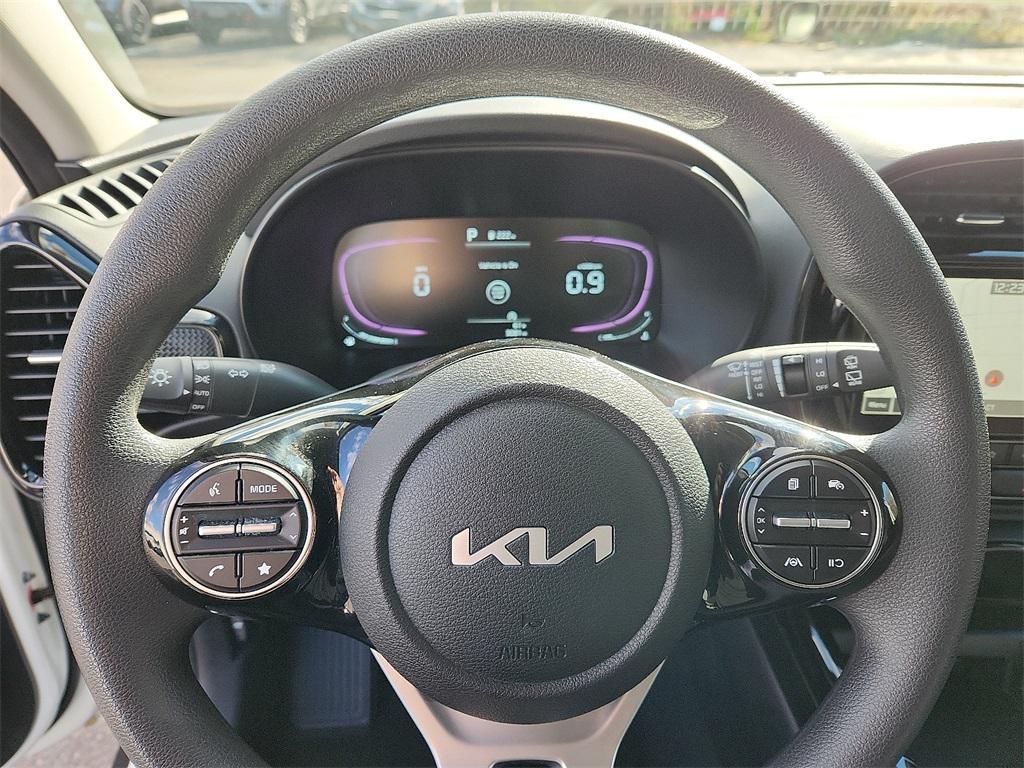 used 2025 Kia Soul car, priced at $20,917
