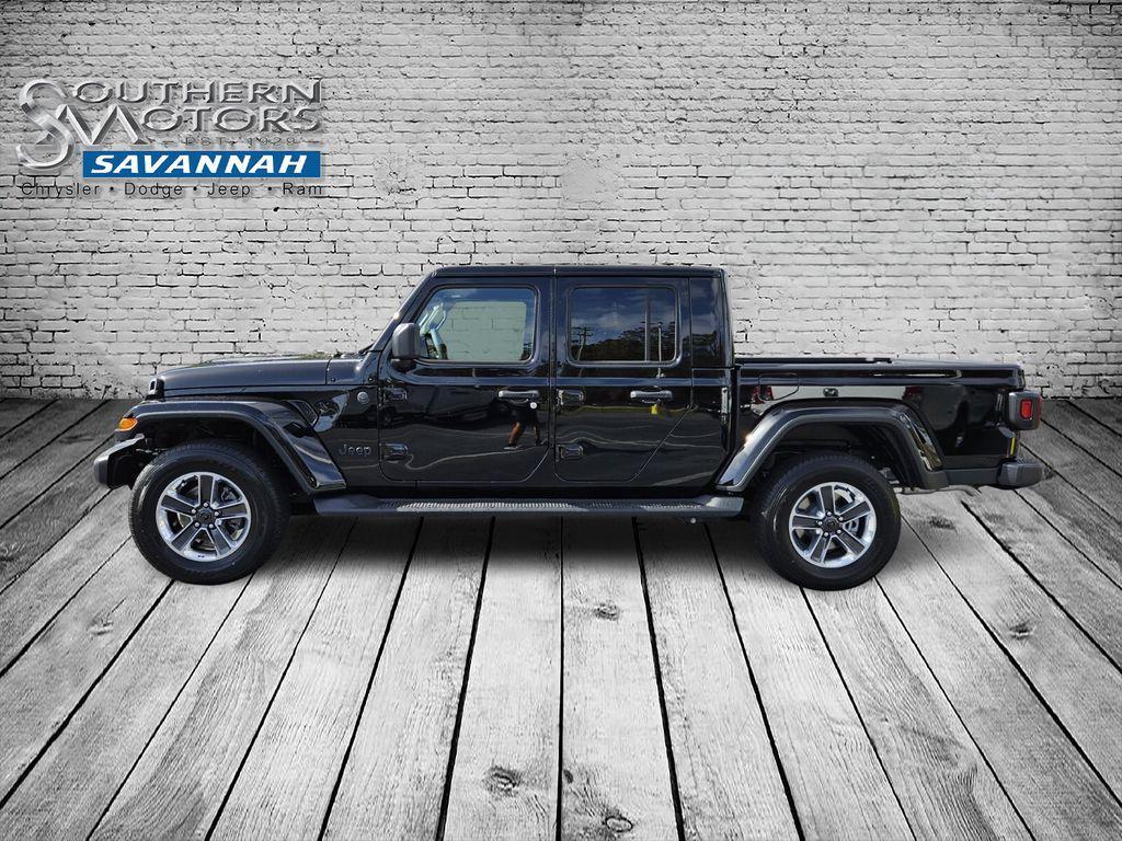 new 2024 Jeep Gladiator car