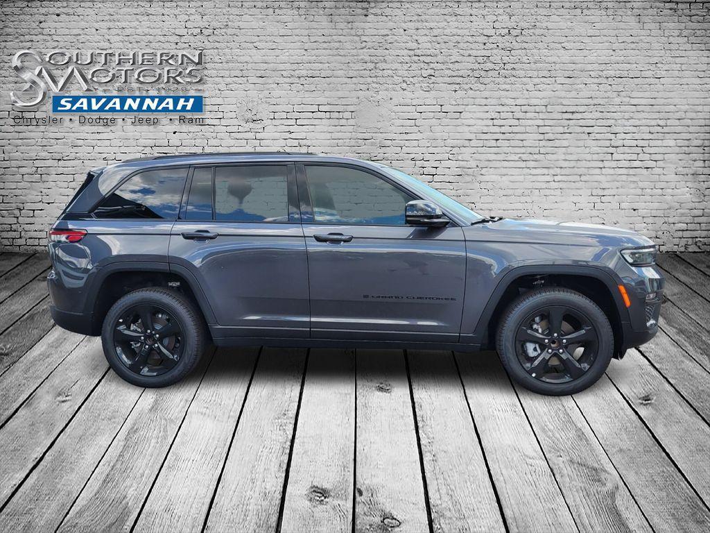 new 2024 Jeep Grand Cherokee car, priced at $51,217