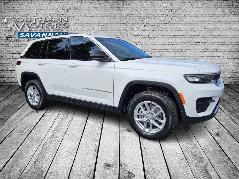 new 2024 Jeep Grand Cherokee car, priced at $41,490