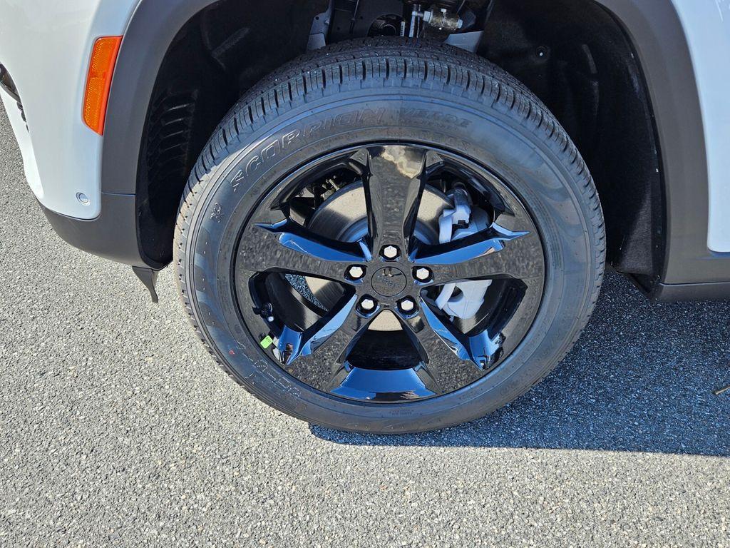 new 2025 Jeep Grand Cherokee car