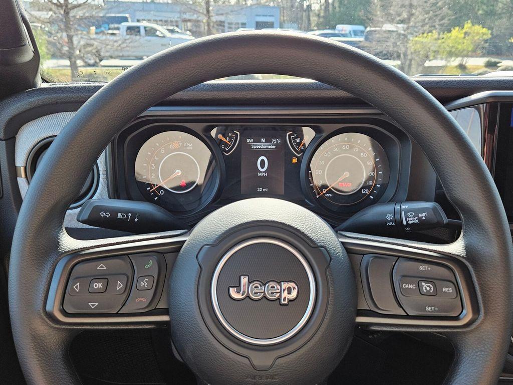 new 2025 Jeep Wrangler car