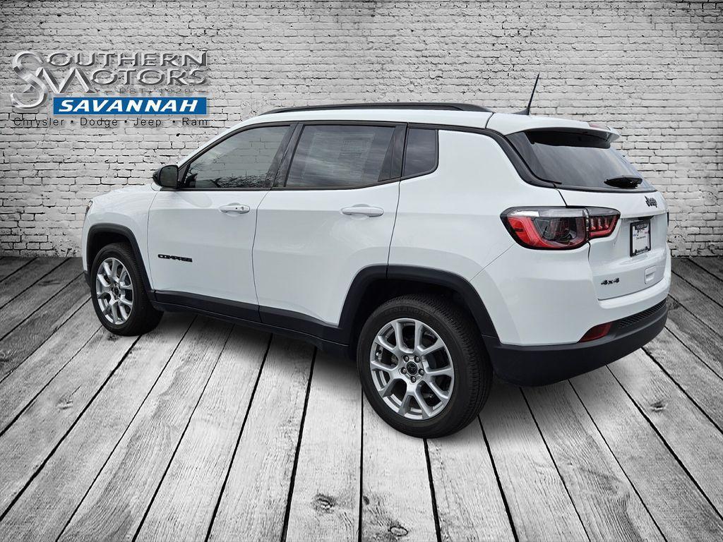 new 2025 Jeep Compass car, priced at $30,962