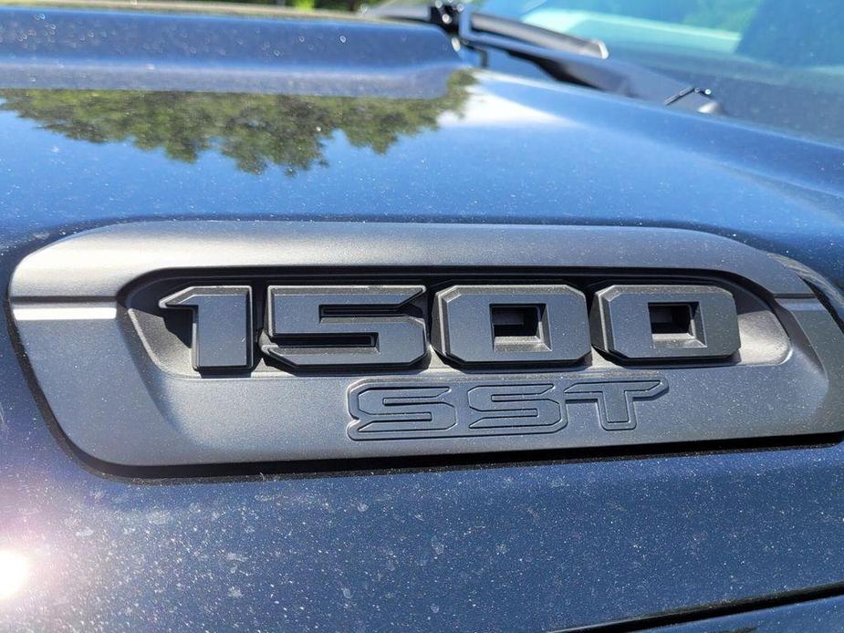 new 2025 Ram 1500 car, priced at $59,431