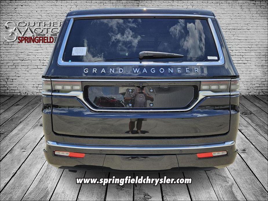 new 2024 Jeep Grand Wagoneer L car