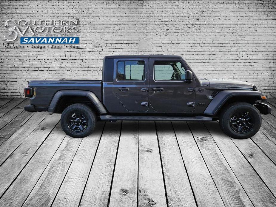 new 2025 Jeep Gladiator car