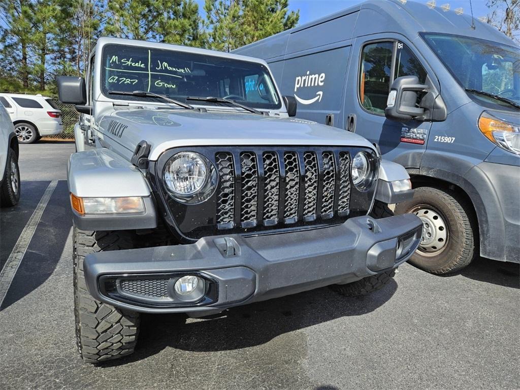 used 2022 Jeep Gladiator car, priced at $31,098