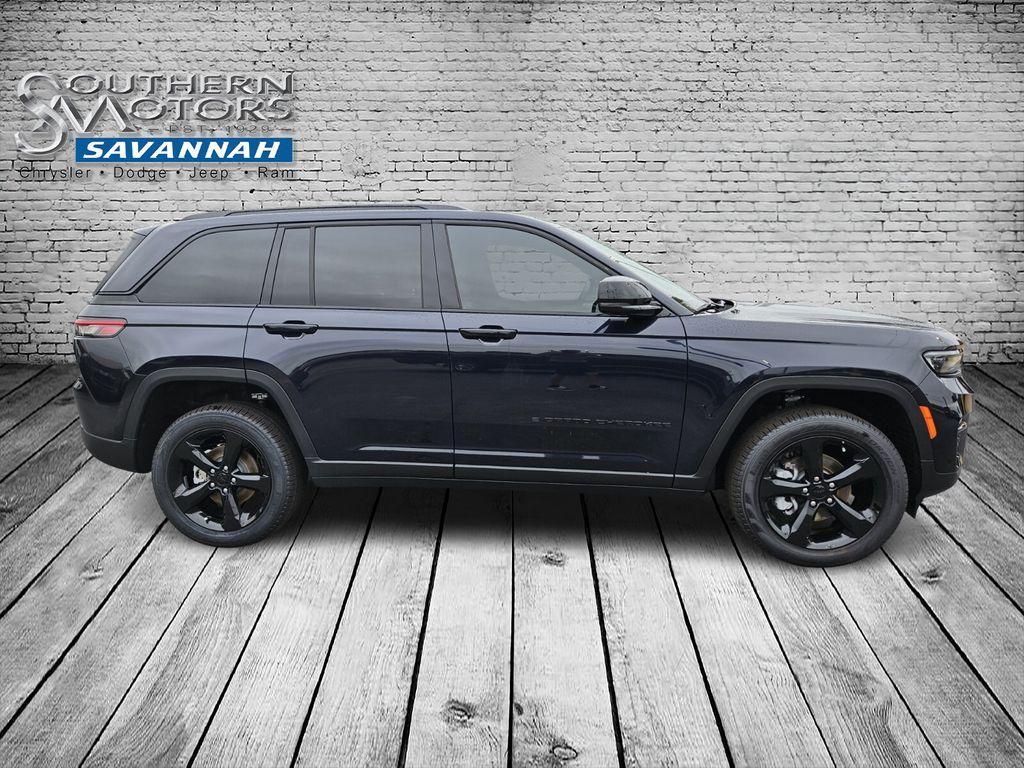 new 2024 Jeep Grand Cherokee car, priced at $52,110