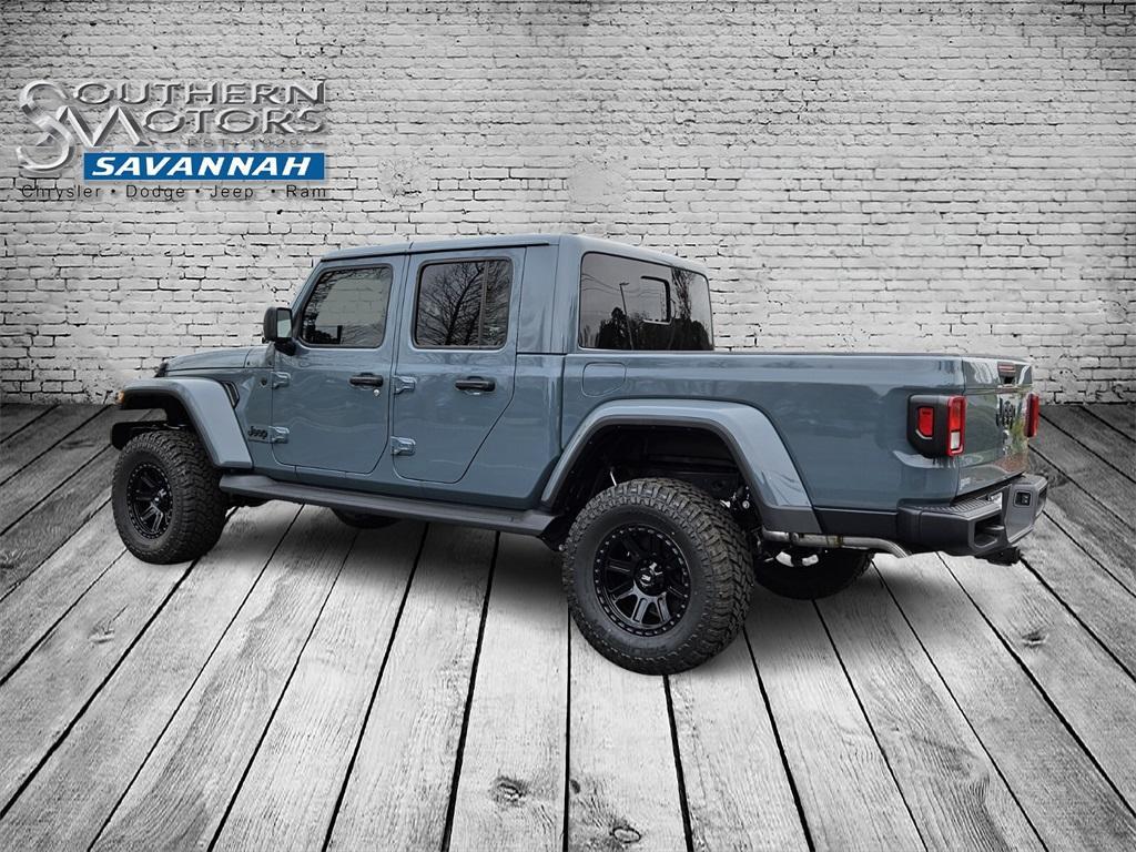 new 2024 Jeep Gladiator car