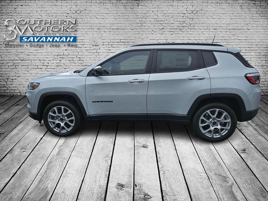 new 2025 Jeep Compass car, priced at $31,457