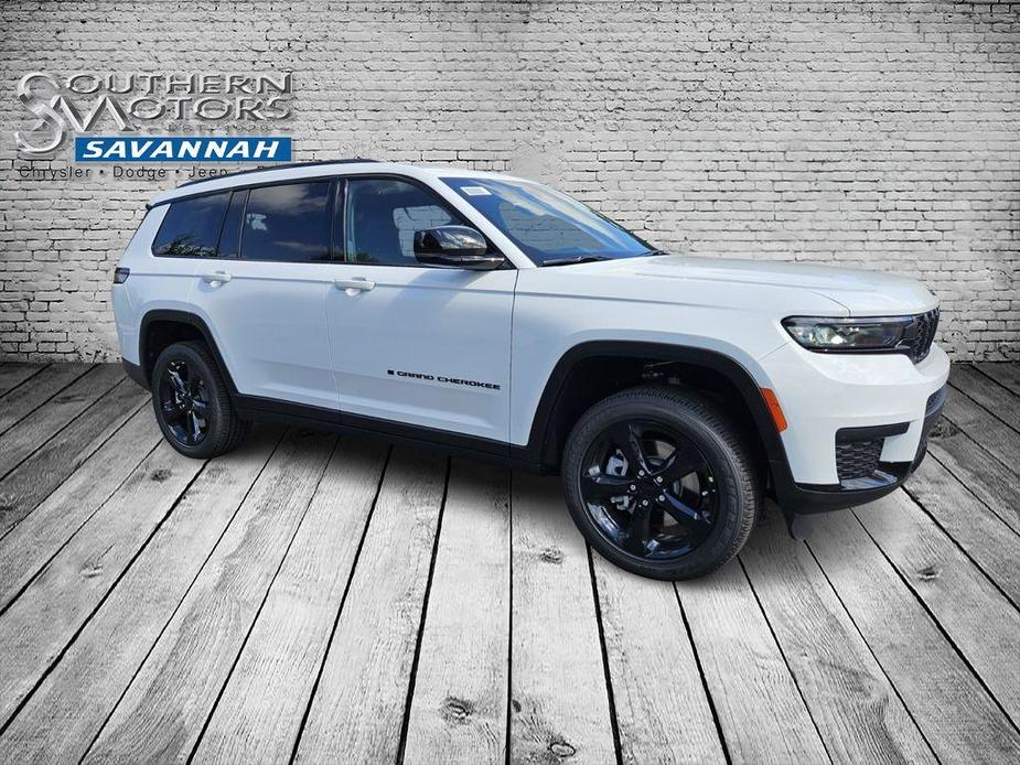 new 2024 Jeep Grand Cherokee L car, priced at $48,042