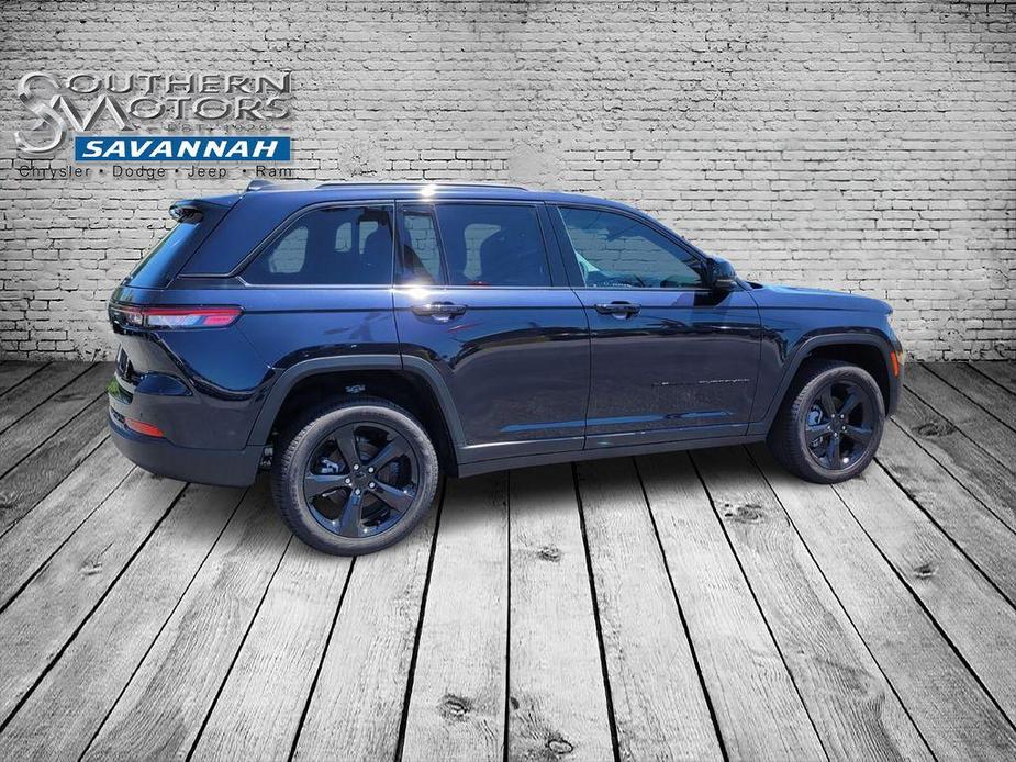 new 2024 Jeep Grand Cherokee car, priced at $53,676