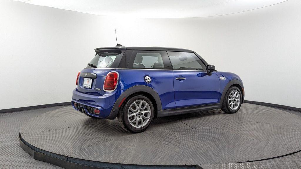used 2020 MINI Hardtop car, priced at $15,999