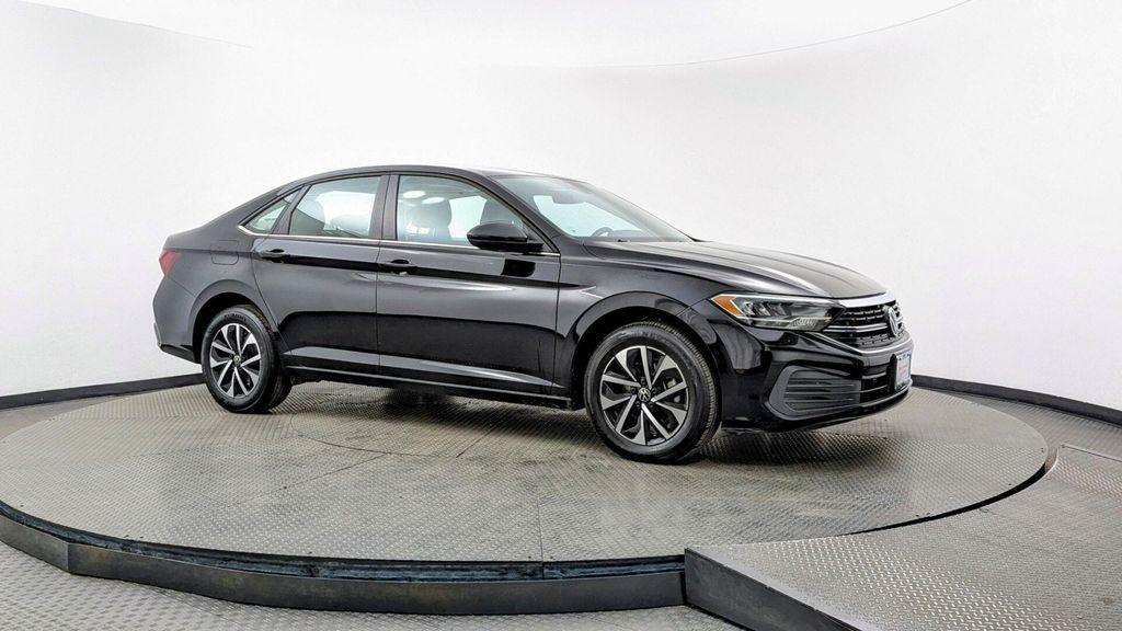 used 2024 Volkswagen Jetta car, priced at $16,299