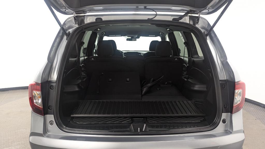 used 2022 Honda Pilot car, priced at $27,999