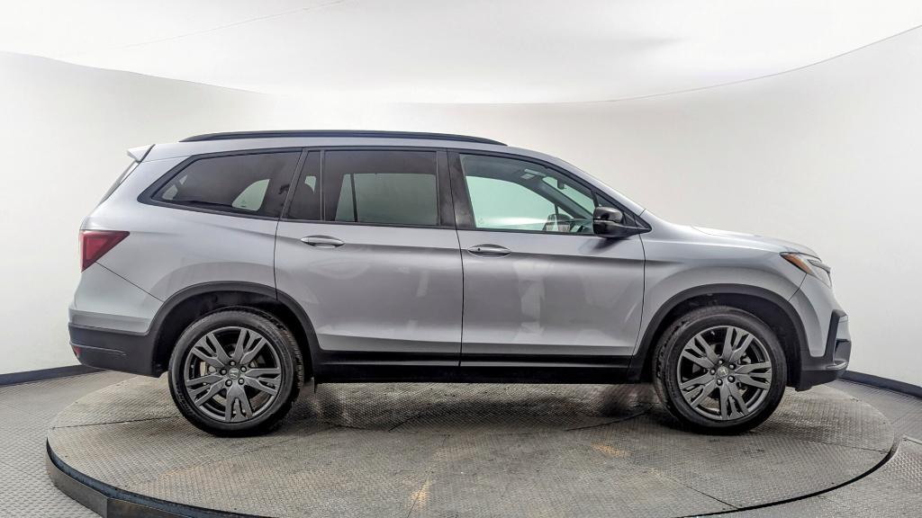 used 2022 Honda Pilot car, priced at $27,999