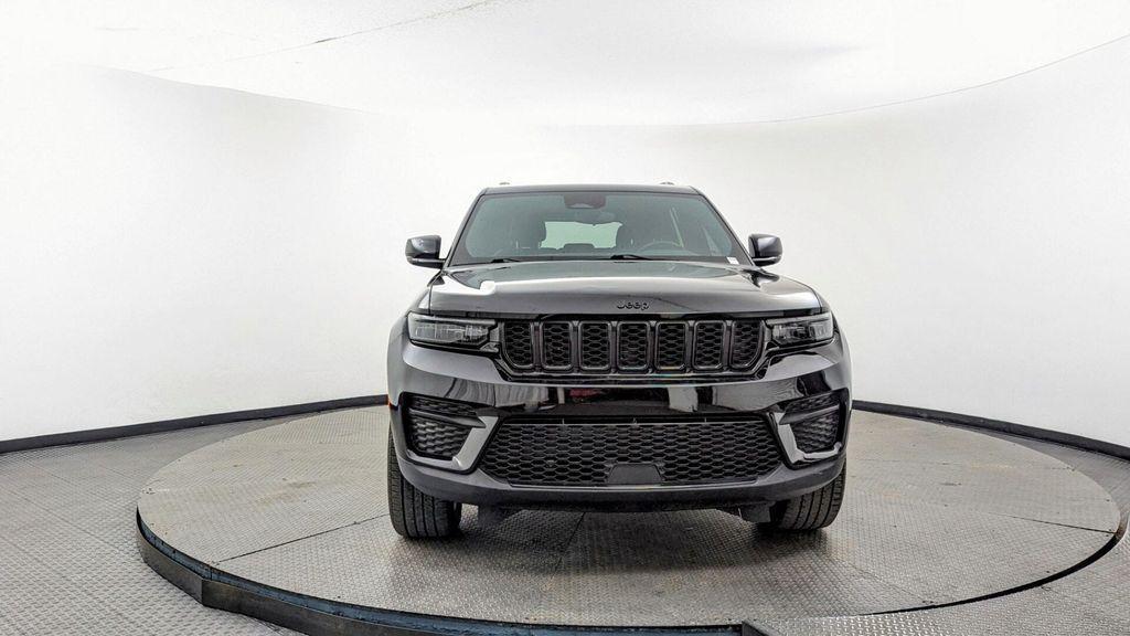 used 2022 Jeep Grand Cherokee car, priced at $22,895