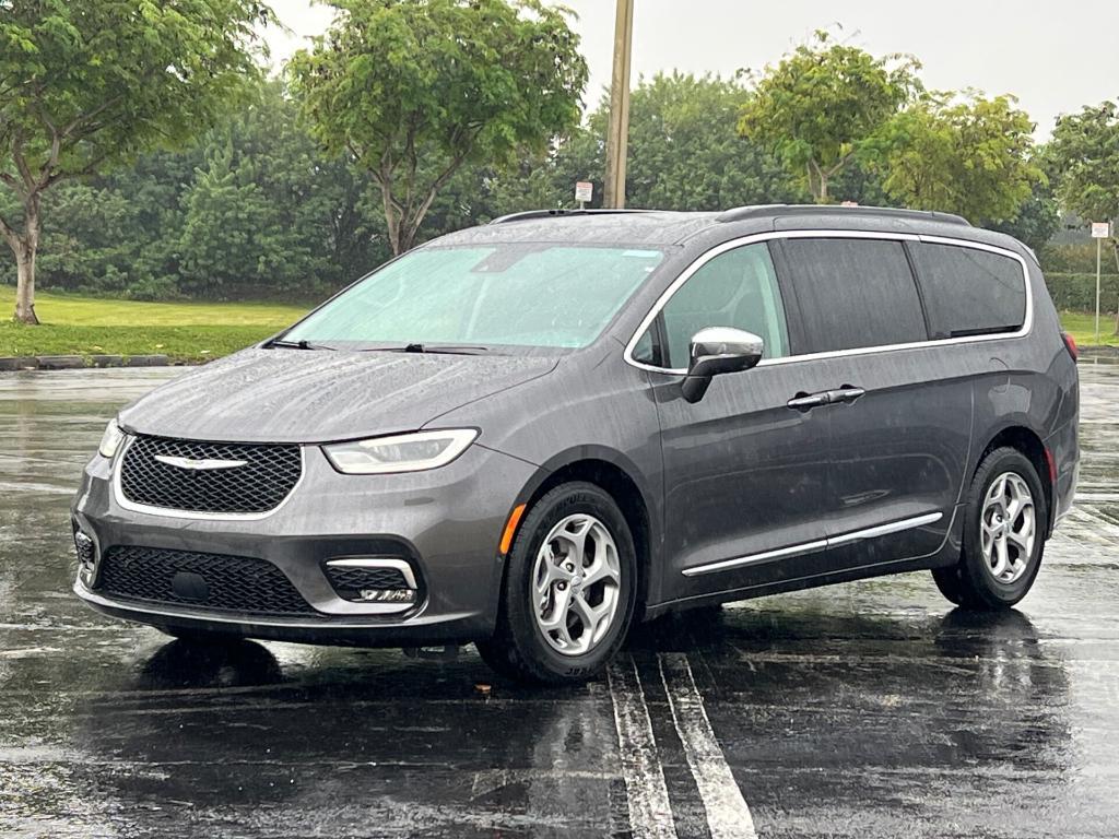 used 2022 Chrysler Pacifica car, priced at $19,999