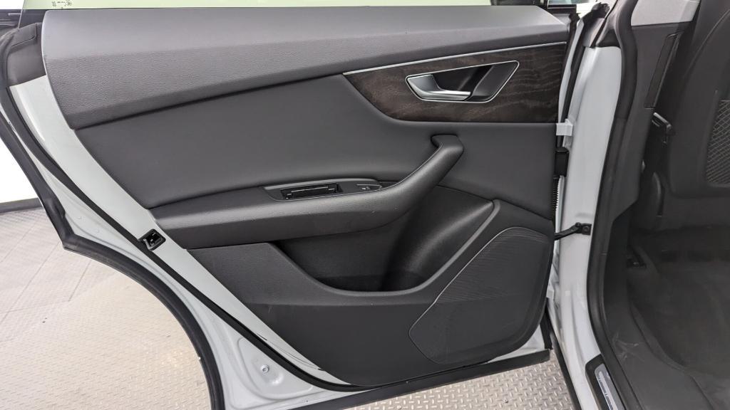 used 2022 Audi Q8 car, priced at $35,399