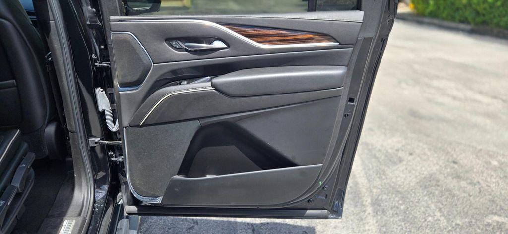 used 2021 Cadillac Escalade ESV car, priced at $46,499
