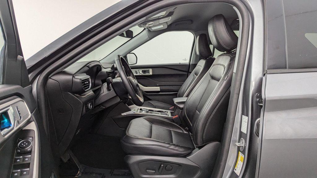 used 2024 Ford Explorer car, priced at $27,499
