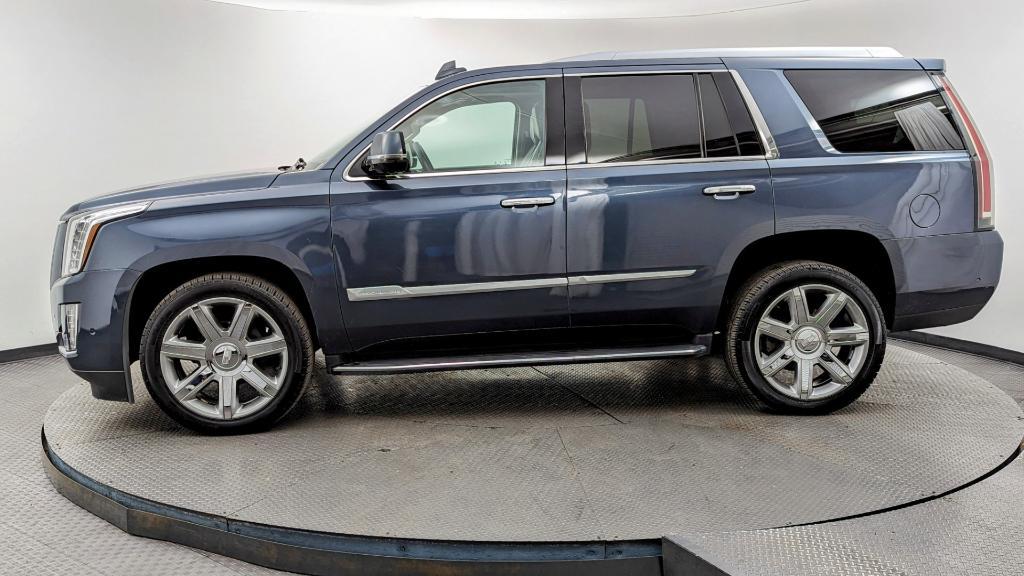 used 2020 Cadillac Escalade car, priced at $38,994