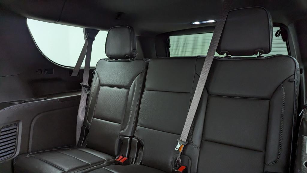 used 2021 GMC Yukon XL car, priced at $43,998