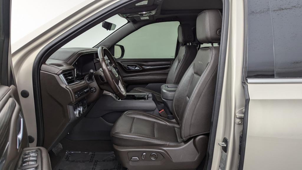 used 2021 GMC Yukon XL car, priced at $43,998