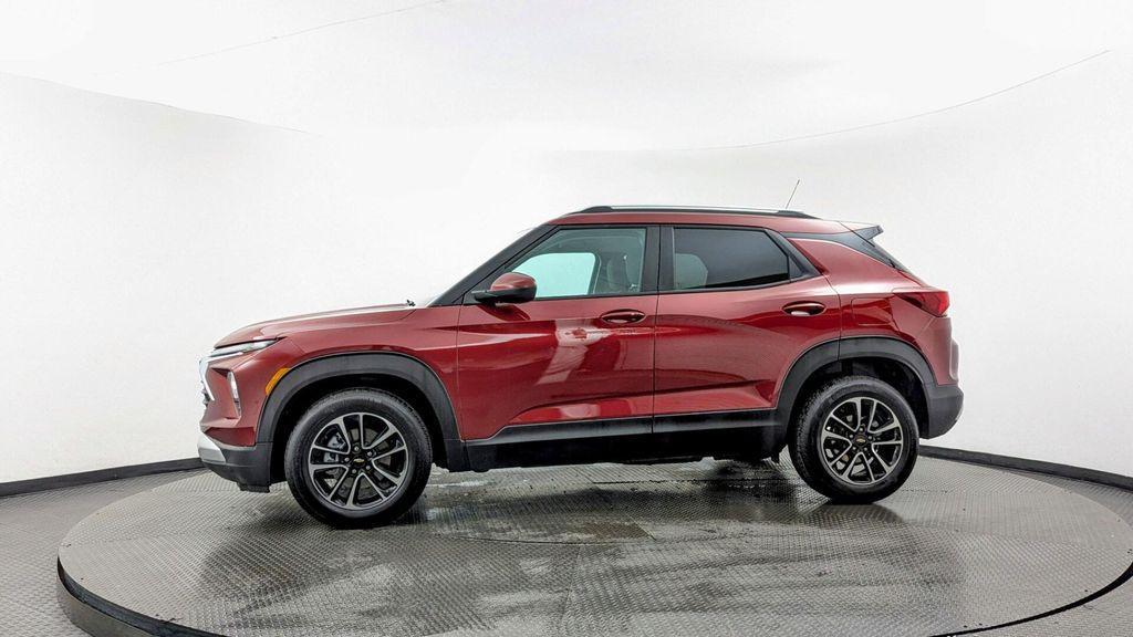 used 2025 Chevrolet TrailBlazer car, priced at $20,999