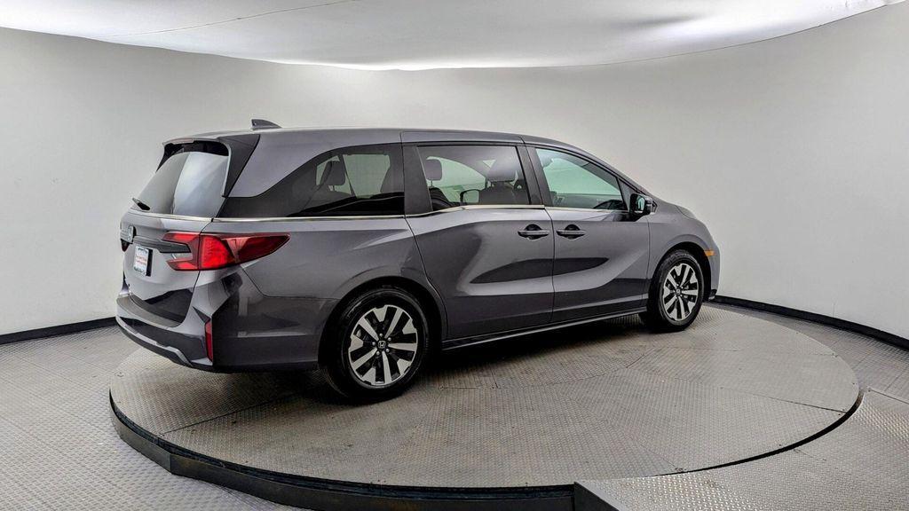 used 2025 Honda Odyssey car, priced at $36,499