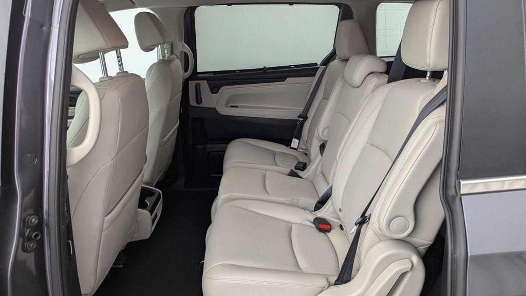 used 2025 Honda Odyssey car, priced at $36,499