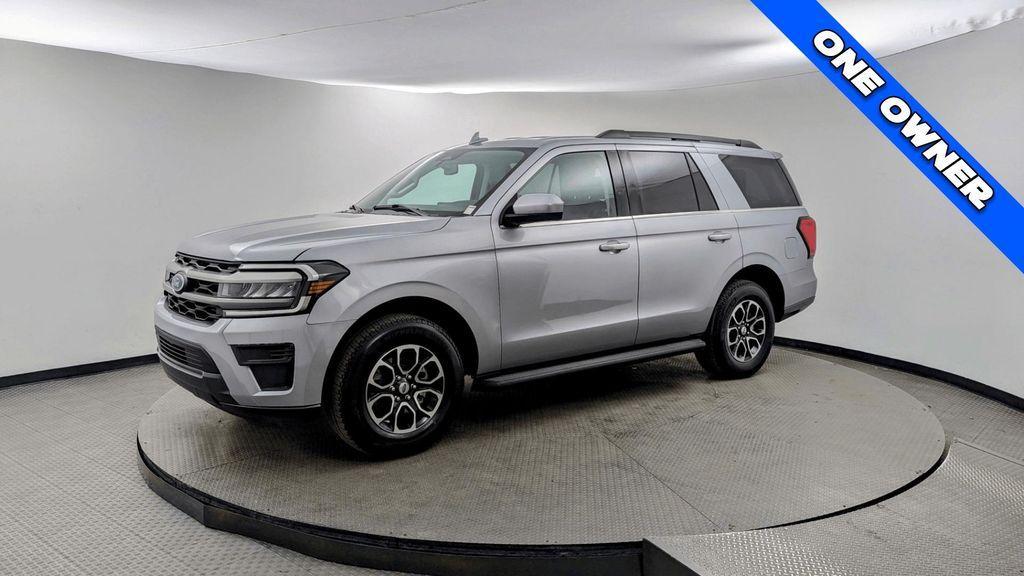 used 2024 Ford Expedition car, priced at $37,899