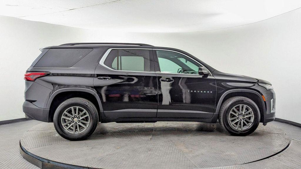 used 2023 Chevrolet Traverse car, priced at $22,599