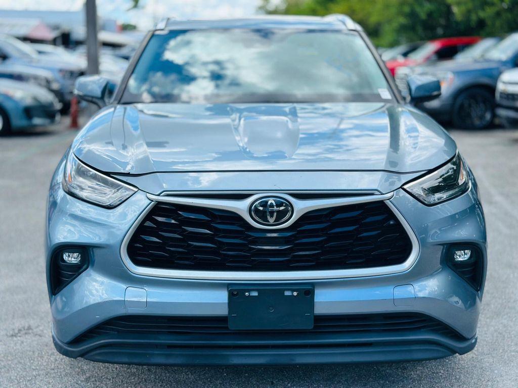 used 2021 Toyota Highlander car, priced at $26,199