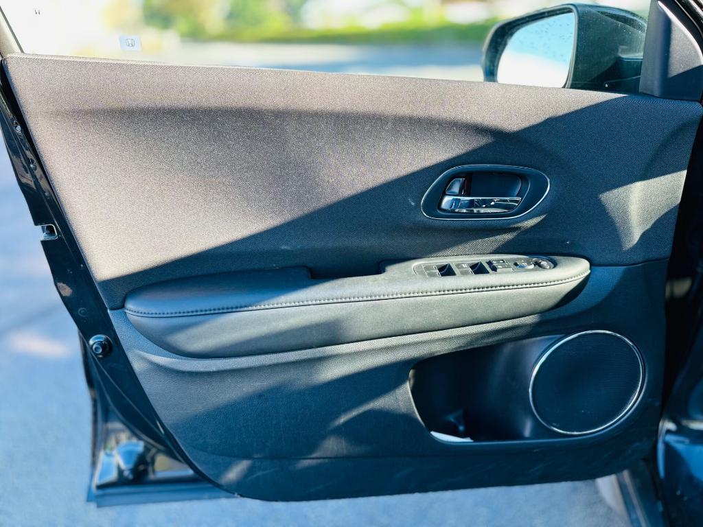 used 2022 Honda HR-V car, priced at $16,799