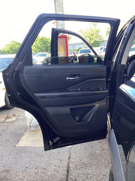 used 2022 Nissan Pathfinder car, priced at $16,998