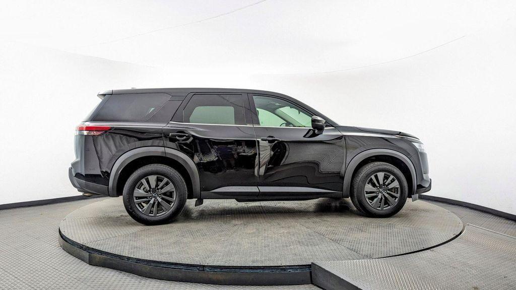 used 2022 Nissan Pathfinder car, priced at $15,499