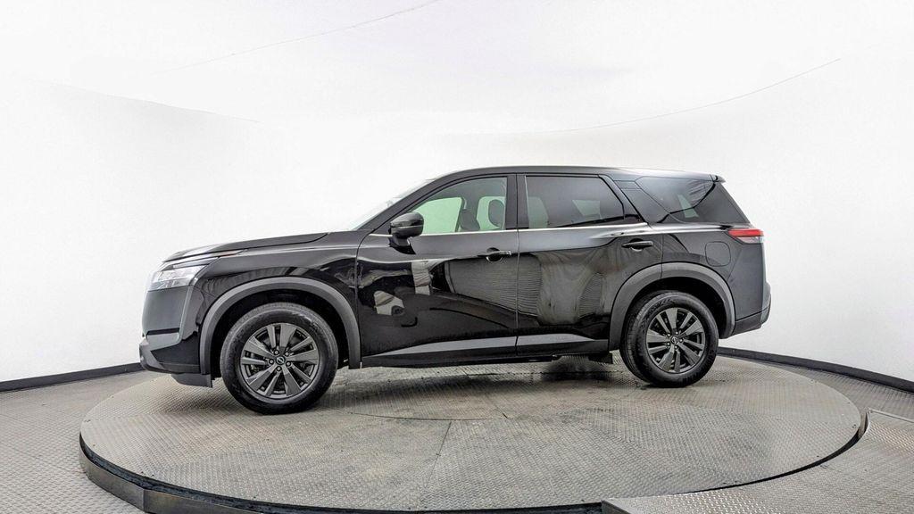 used 2022 Nissan Pathfinder car, priced at $15,499