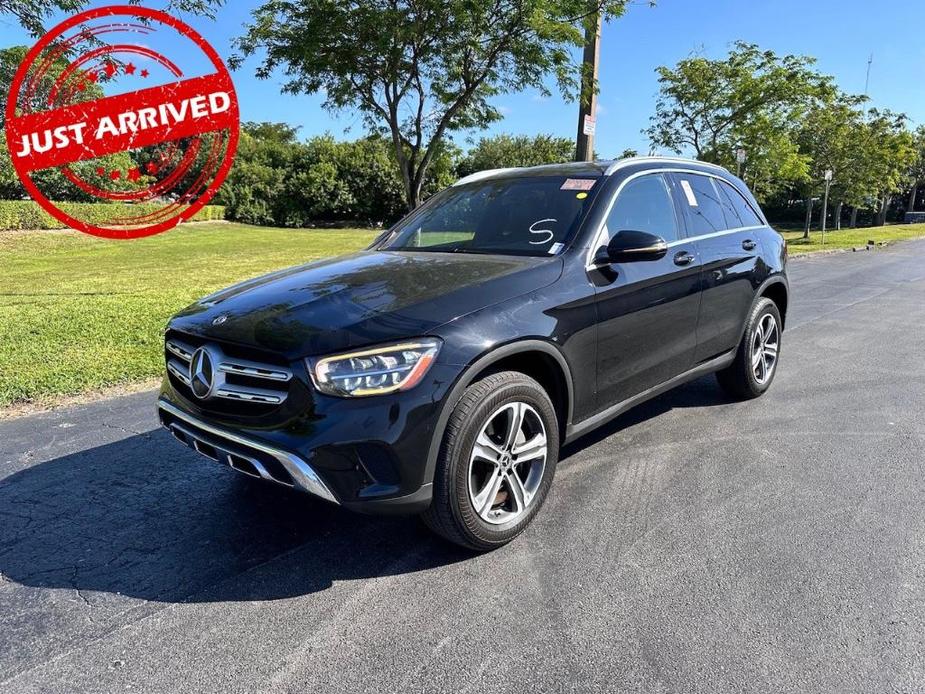 used 2020 Mercedes-Benz GLC 300 car, priced at $24,489